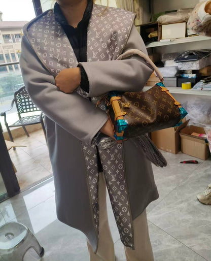 The "Clean Girl" Aesthetic