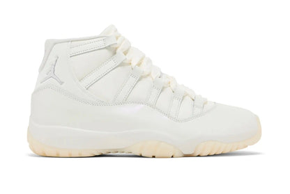 Jordan 11 Pearl