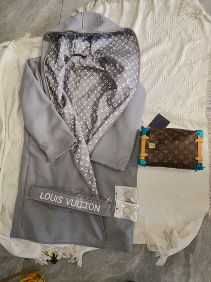 The "Clean Girl" Aesthetic